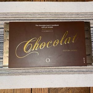 Chocolat - the chocolate lovers handbook with 40 recipes by Stephan Lagorce NWT